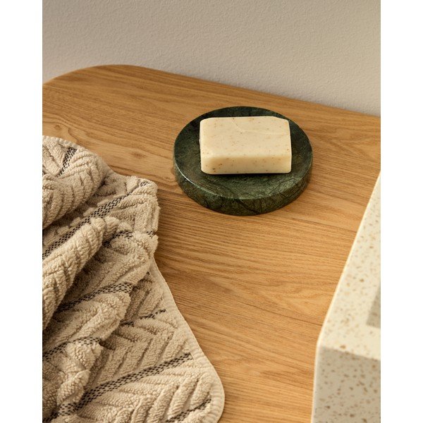 Tmavozelená mramorová nádobka na mydlo Elenei – Kave Home-image-3