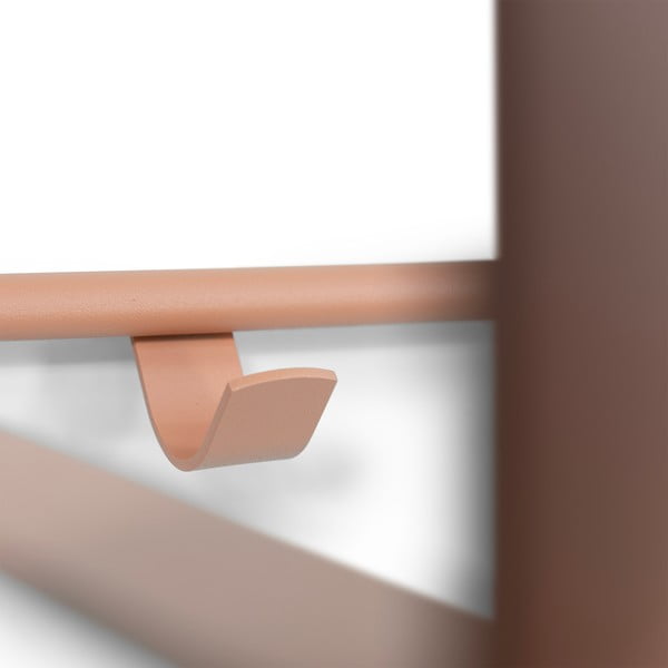 Kovový nástenný vešiak v lososovej farbe s poličkou 100 cm Rex – Spinder Design-image-1