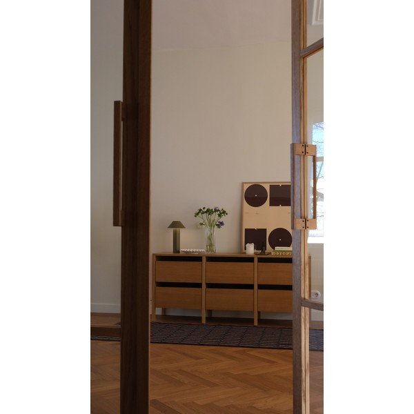 Komoda v dekore duba v prírodnej farbe 150x65x40 cm Forma – Hübsch-image-3