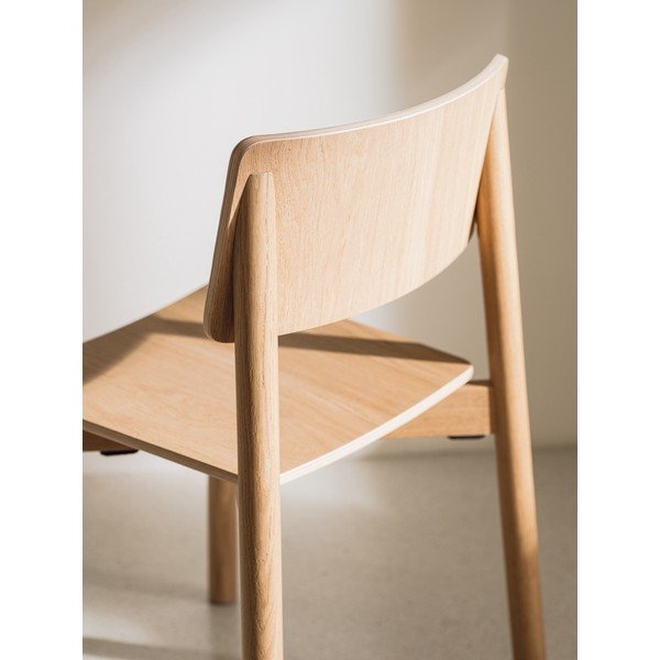 Stohovateľná jedálenská stolička v dekore duba v prírodnej farbe Wem – noo.ma-image-4