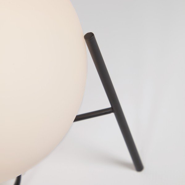 Bielo-čierna stolová lampa so skleneným tienidlom (výška 22 cm) Seina - Kave Home-image-3