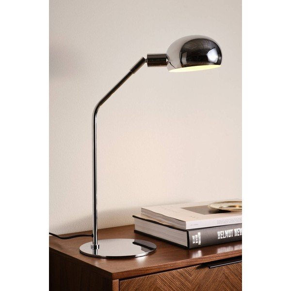 Oceľová stolová lampa s ohýbateľnou konštrukciou v lesklej striebornej farbe (výška  59 cm) Lincon – Jotex-image-1