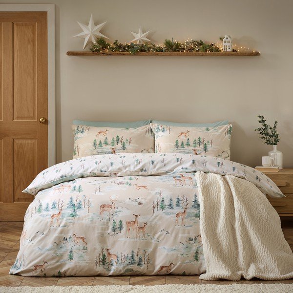 Flanelové obliečky na dvojlôžko v prírodnej farbe 200x200 cm Brushed Christmas Deer – Catherine Lansfield