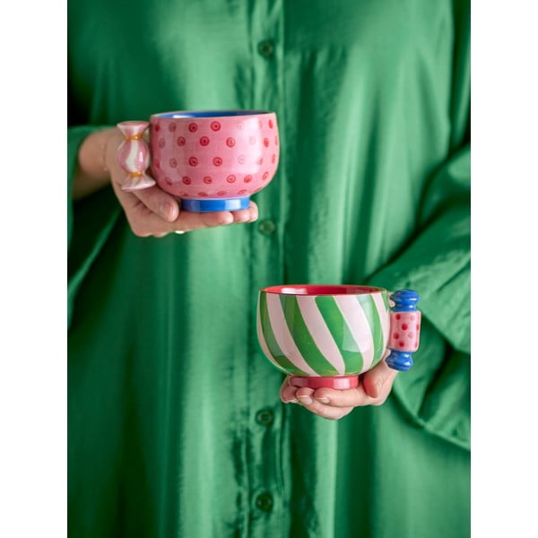 Šálky na espresso s vianočným motívom z kameniny v súprave 2 ks 250 ml Caramella – Bloomingville-image-1