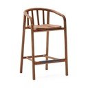 Drevená záhradná barová stolička v prírodnej farbe Turqueta – Kave Home