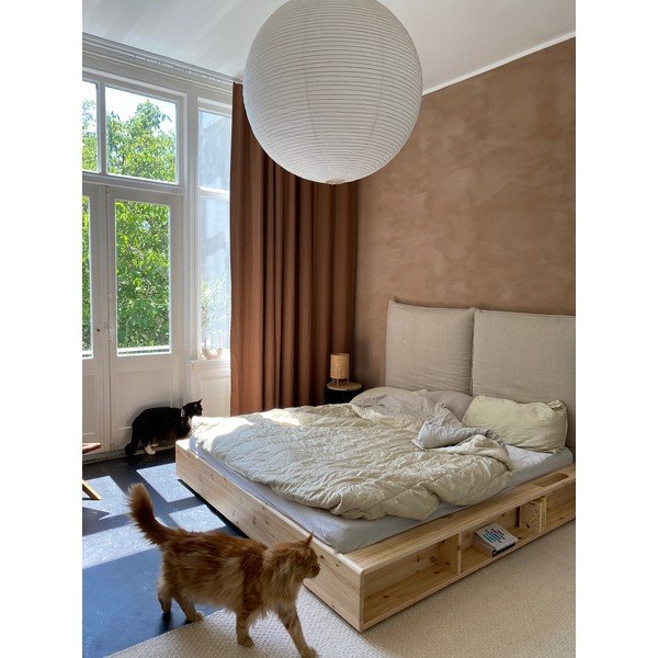 Dvojlôžková posteľ z borovicového dreva s roštom 180x200 cm Ziggy – Karup Design-image-1