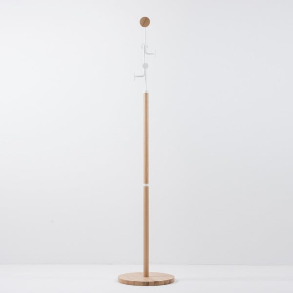 Stojací vešiak z masívneho dubového dreva s bielym detailom Gazzda Hook-image-2