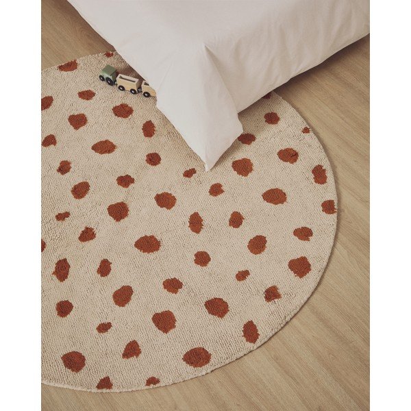 Krémový prateľný/ručne tkaný bavlnený detský koberec ø100 cm Tandani – Kave Home-image-1