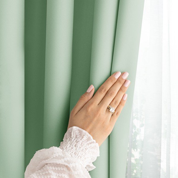 Dimout záves v mentolovej farbe 140x250 cm Carli Tie – Restilo-image-3