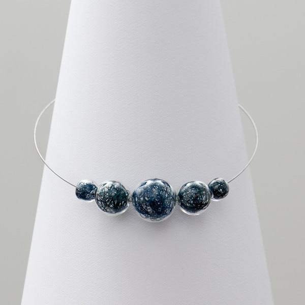 Modrý sklenený náhrdelník ko–ra–le Wired 6