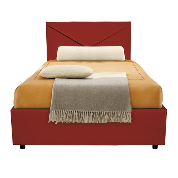 Tmavočervená jednolôžková posteľ s úložným priestorom 13Casa Mina, 95 x 205 cm