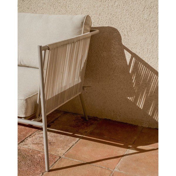 Krémovobiele/taupe kovové/polstrované záhradné kreslo Zivia – Kave Home-image-3