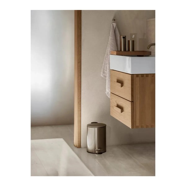 Tmavohnedý nášľapný oceľový odpadkový kôš 3 l Tubo – Blomus-image-1