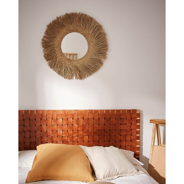 Čelo postele z týkového dreva a z kože Kave Home Calixta, 153 x 110 cm-image-1