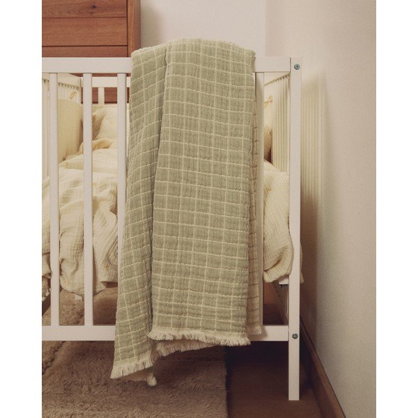 Svetlozelená žakárová detská deka 130x170 cm Tivaro – Kave Home-image-1