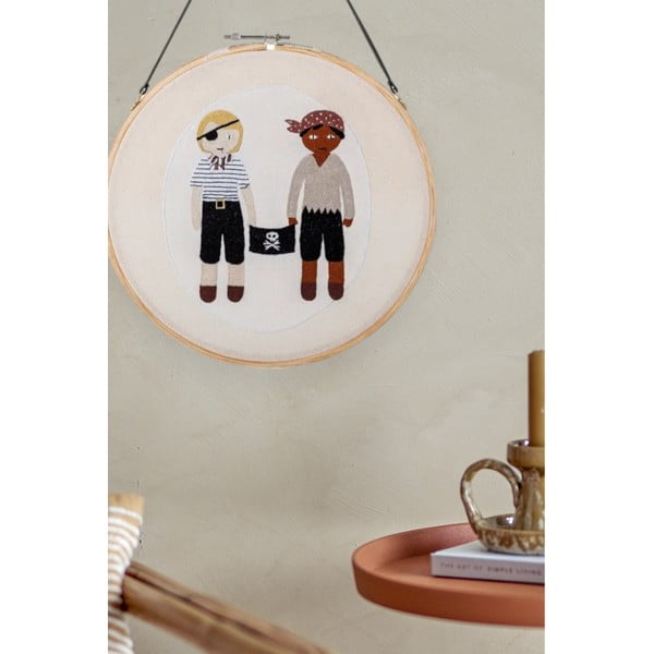 Nástenná dekorácia s výšivkou Bloomingville Mini Jef-image-1