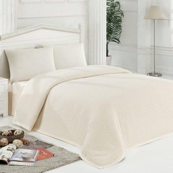 Sada prikrývky na posteľ, plachty a dvoch obliečok na vankúš Newnisan Cream, 200x235 cm