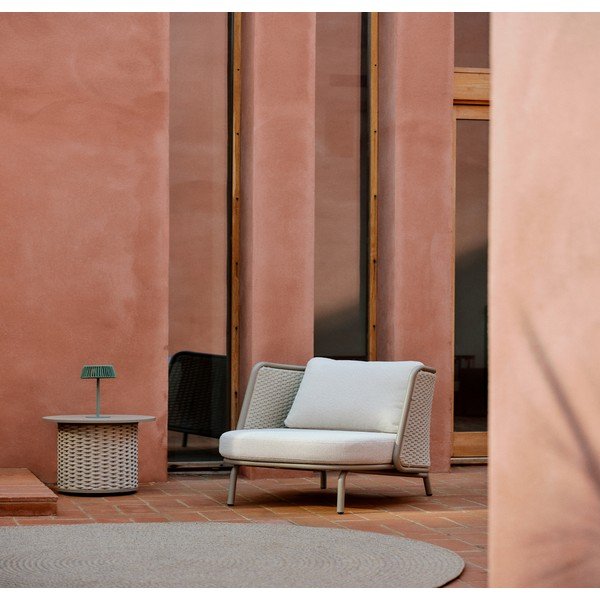 Krémovobiele/taupe polstrované záhradné kreslo Sedalis – Kave Home-image-1