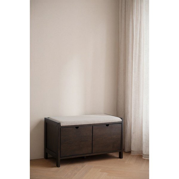 Skrinka na topánky z dubového dreva s lavicou v tmavo prírodnej farbe 80x47x41 cm Hillmond – Rowico-image-2