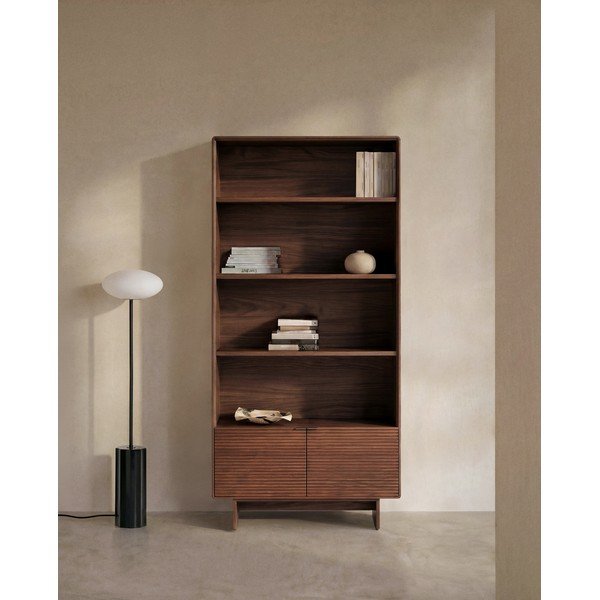 Regál v dekore orecha v tmavo prírodnej farbe 90x190x35 cm Norlen – Kave Home-image-1