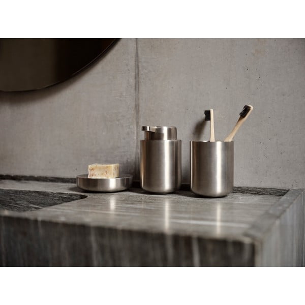 Téglik na zubné kefky z nehrdzavejúcej ocele v matne striebornej farbe Ume – Zone-image-2