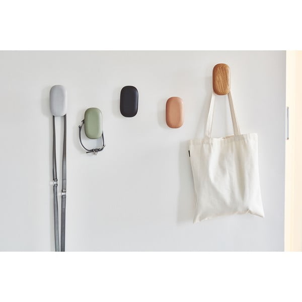 Čierny nástenný háčik z dubového dreva Gemma Oak Black – MiaCara-image-3