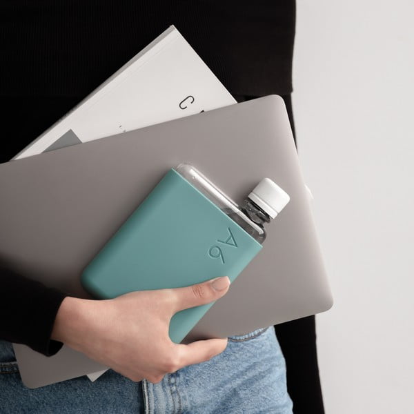 Tyrkysovomodré silikonové puzdro na ploskú fľašu Memobottle A6 Sleeve-image-3