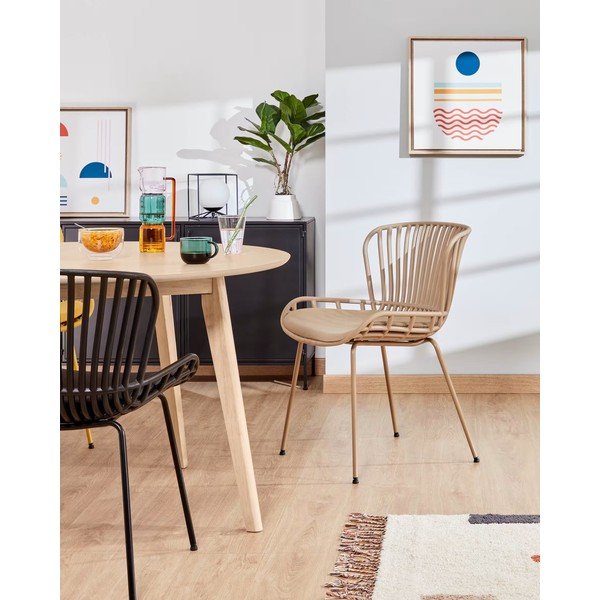 Béžová záhradná stolička s oceľovou konštrukciou Kave Home Surpik-image-1