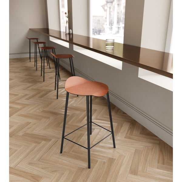 Koňakovohnedá kožená barová stolička Flamingo Bull – LIND DNA-image-1