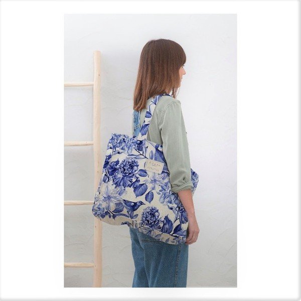 Látková taška Really Nice Things Blue Flowers, šírka 42 cm-image-1