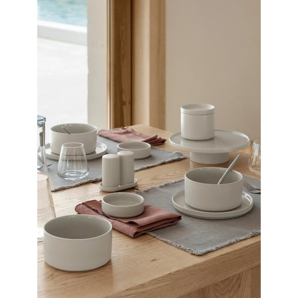 Soľnička a korenička so stojanom Pilar – Blomus-image-4