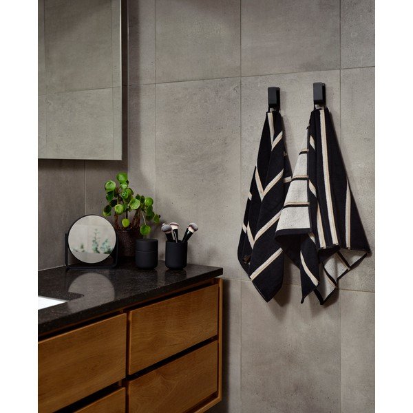 Čierny/svetlosivý bavlnený uterák 50x100 cm Sauna – Zone-image-2