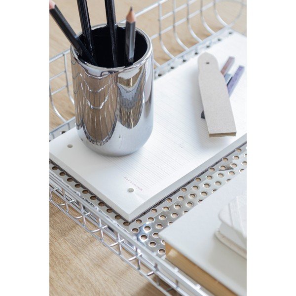 Keramický téglik na zubné kefky v striebornej farbe Lotus – Mette Ditmer Denmark-image-2