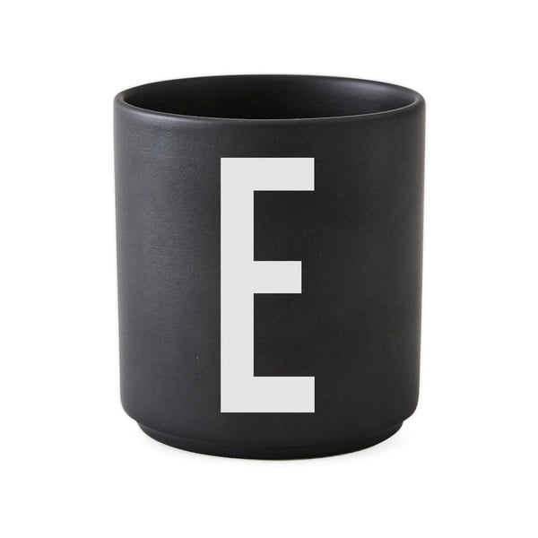 Čierny porcelánový hrnček Design Letters Alphabet E, 250 ml