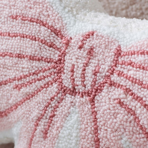 Dekoračný vankúš z materiálu buklé 43x45 cm Bow – Catherine Lansfield-image-2