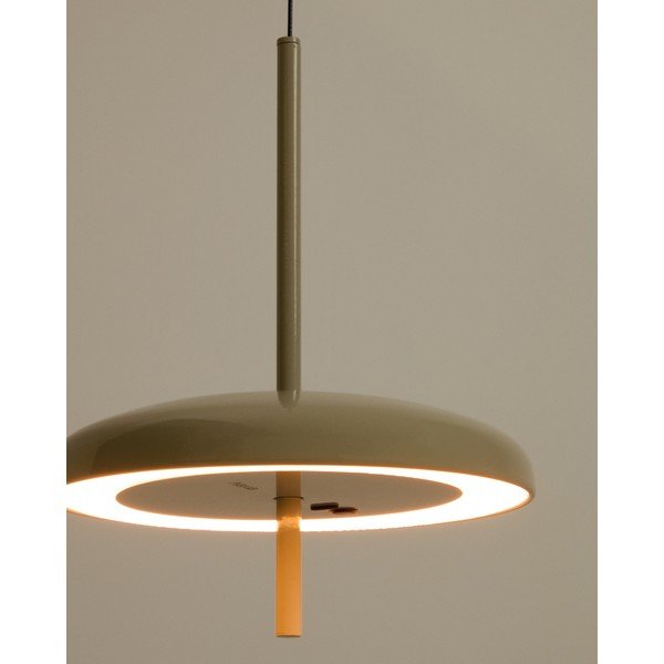 Svetlosivé LED stmievateľné závesné svetlo s kovovým tienidlom Porte – Kave Home-image-1