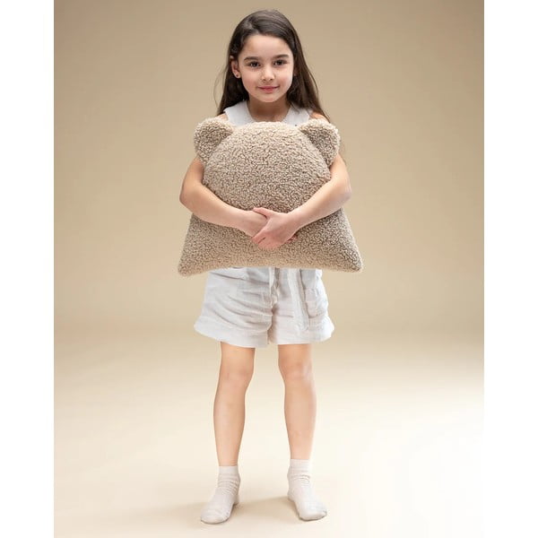 Svetlohnedý detský pohovkový vankúš z textílie buklé Bear – Wigiwama-image-3