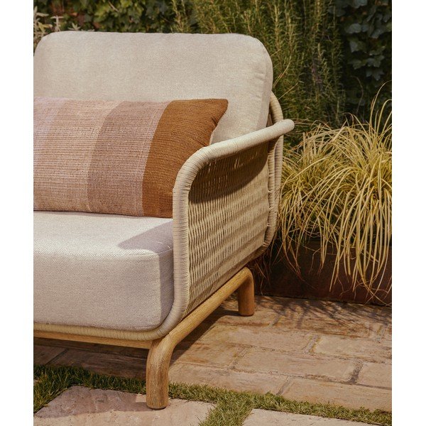 Béžové/krémovobiele polstrované záhradné kreslo Alipa – Kave Home-image-3
