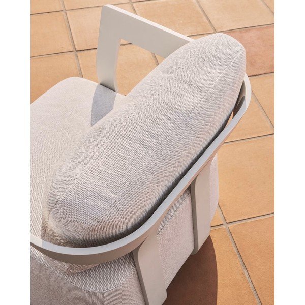 Krémovobiele polstrované záhradné kreslo Tamaris – Kave Home-image-2