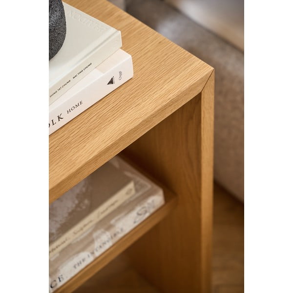 Nočný stolík v dekore duba v prírodnej farbe Arlon – Actona-image-2