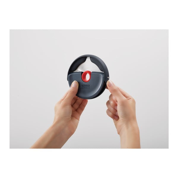 Silikónovo–nerezový krájač na pizzu Disc – Joseph Joseph-image-1