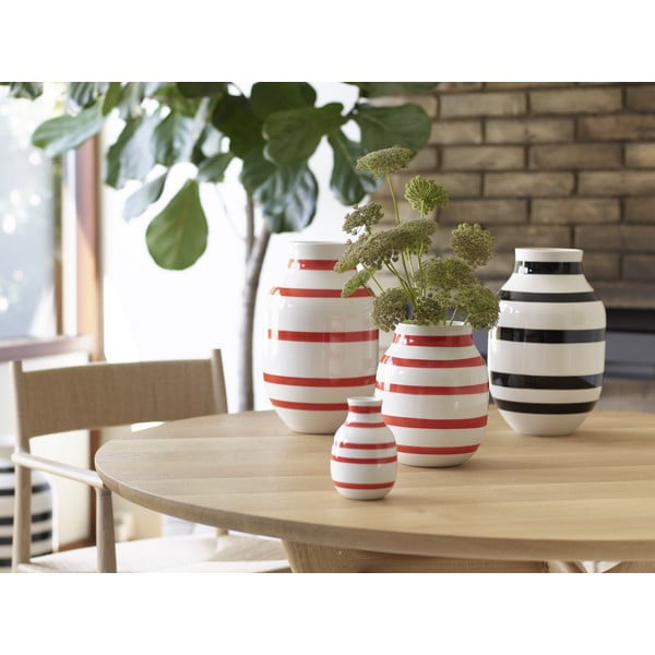 Bielo-červená pruhovaná keramická váza Kähler Design Omaggio, výška 31 cm-image-3