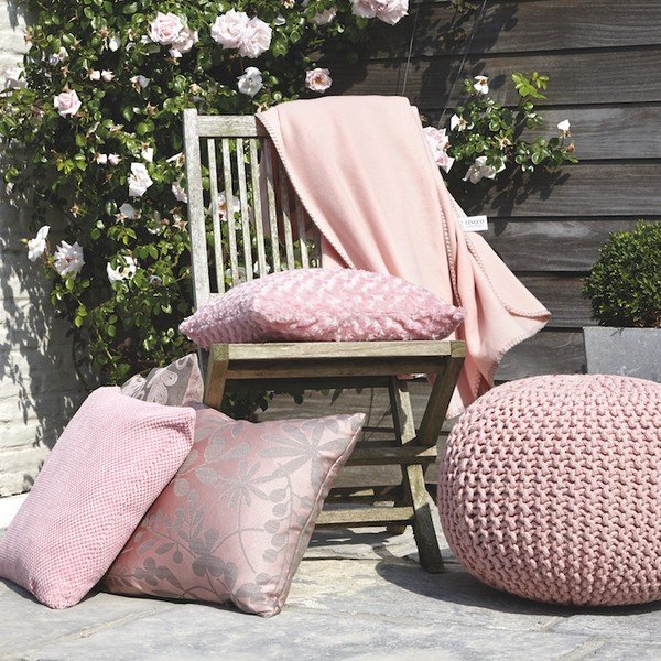 Sivý pletený puf ZicZac -image-1