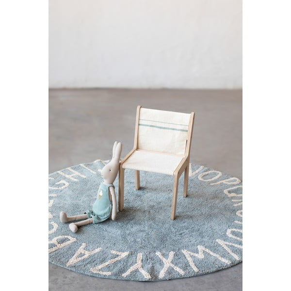 Svetlomodrý prateľný ručne tkaný bavlnený detský koberec ø150 cm ABC Vintage Blue – Lorena Canals-image-1