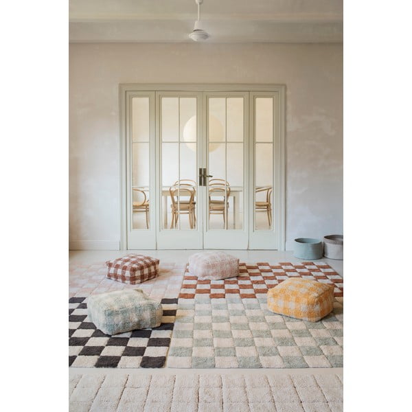 Svetloružovo-krémový prateľný ručne tkaný bavlnený koberec 120x160 cm Kitchen Tiles Rose – Lorena Canals-image-4
