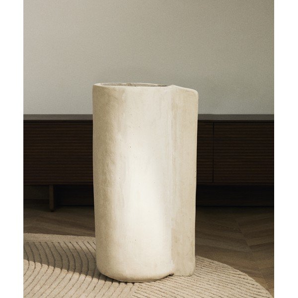 Krémovobiela vysoká váza z papiermaša (výška  67 cm) Mireni – Kave Home-image-1