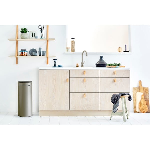Sivý dotykový oceľový odpadkový kôš 30 l Touch Bin – Brabantia-image-1