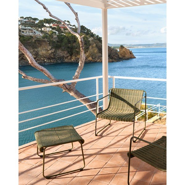 Zelená záhradná podnožka Maurina – Kave Home-image-1