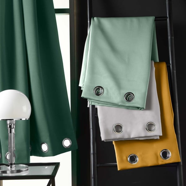 Svetlozelený zatemňovací záves 135x180 cm Occult – douceur d'intérieur-image-3