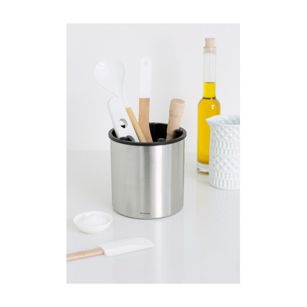 Kovový stojan na umývacie prostriedky v matne striebornej farbe – Brabantia-image-1
